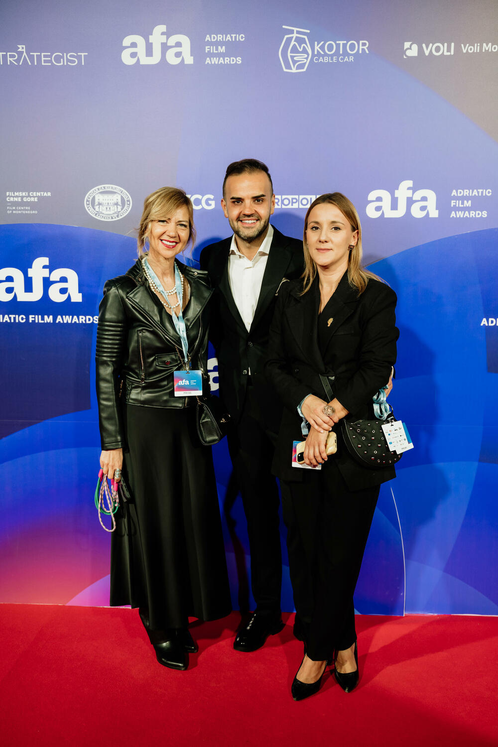 <p><em>Drugo izdanje Adriatic Film & TV Awards (AFA) svečano je otvoreno 23. oktobra na Žičari Kotor&ndash;Lovćen, koja je ugostila nominovane glumce, reditelje, producente, organizatore i partnere iz cijelog regiona. Kao jedan od sponzora i domaćin otvaranja, Kotor Cable Car podržao je događaj koji je nastavljen svečanom dodjelom nagrada u Porto Montenegru u Tivtu.</em></p>
