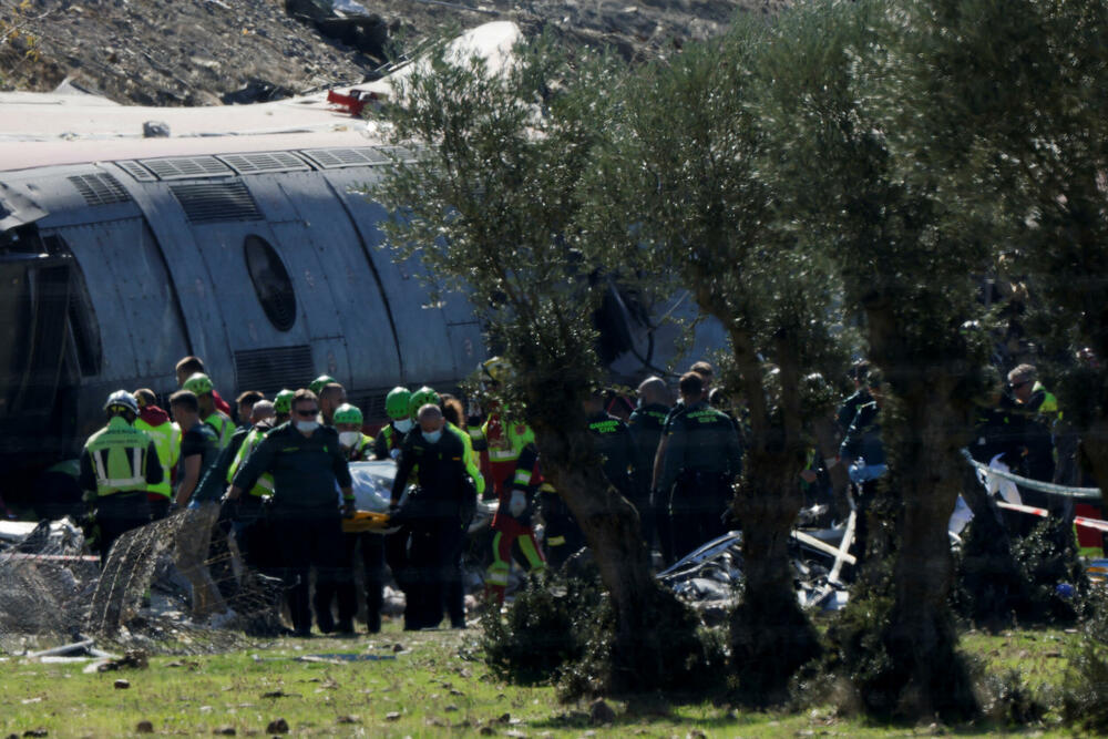 <p>Vozovi su se sudarili na pruzi koja povezuje Madrid sa južnom španskom pokrajinom Andaluzijom</p>