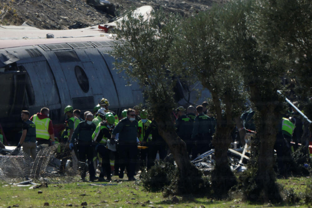 <p>Vozovi su se sudarili na pruzi koja povezuje Madrid sa južnom španskom pokrajinom Andaluzijom</p>