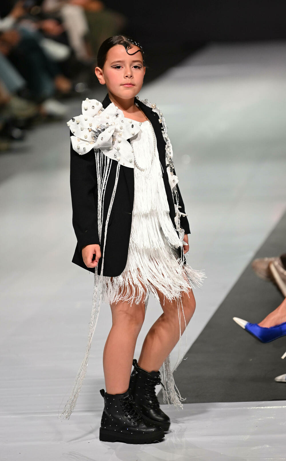 <p>Treće revijalno veče crnogorske Nedjelje mode pod nazivom Drogerija Dama Fashion Night, održaće se sjutra (29. oktobar), a donijeće revije Milene Đukanović, italijanskog modnog brenda Replay, JelMar - Jelene Marunović, Arhum Design Anje Radović, Montana Montenegro Fashion Brand-a, kao i italijanskog dizajnera visoke mode Pietra Demita - Diamond Couture</p>