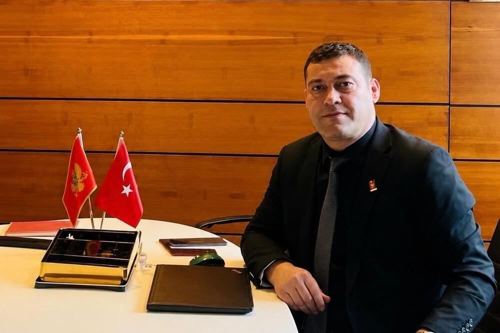 Ozuzun, Foto: Udruženje iseljenika iz Crne Gore u Turskoj