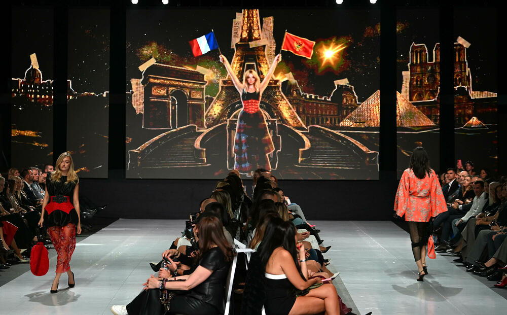 <p>Kolekcije su prikazali Milena Đukanović, Jelene Marunović, Anja Radović, Lorena Blagojević, Montana, Replay, ali i italijanski modni kreator Pietro Demita</p>