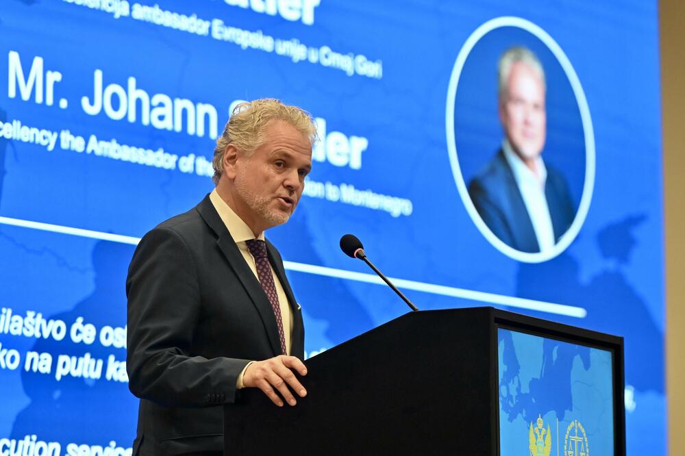 Satler, Foto: Risto Božović