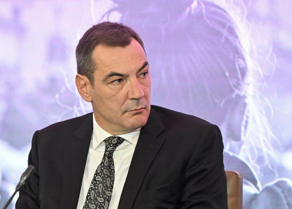 'Kanonsko-pravna desubjektivizacija Crne Gore najveća tekovina simfonije u Srbiji': Šaranović