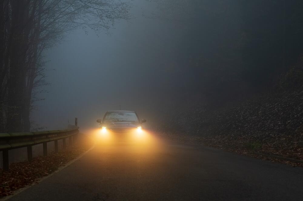 Исследования показывают, что блики от новых фар не приводят к увеличению числа аварий.