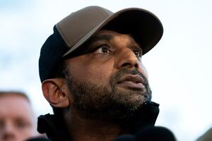 Direktor FBI u novoj aferi sa nabavkom blindiranih vozila jer želi da bude manje &bdquo;upadljiv&ldquo;