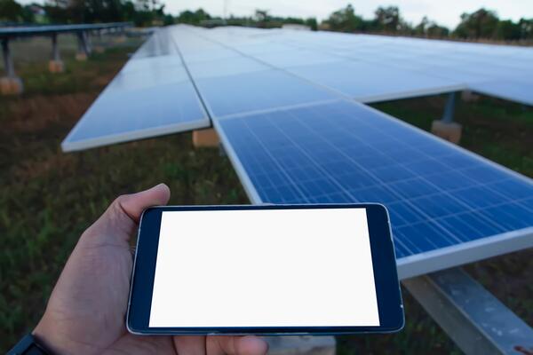 Evropska komisija blokira finansiranje za Huaweijevu solarnu tehnologiju