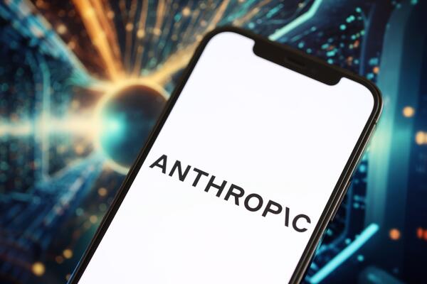 Antropik sada vrijedi gotovo bilion dolara, više od OpenAI-ja