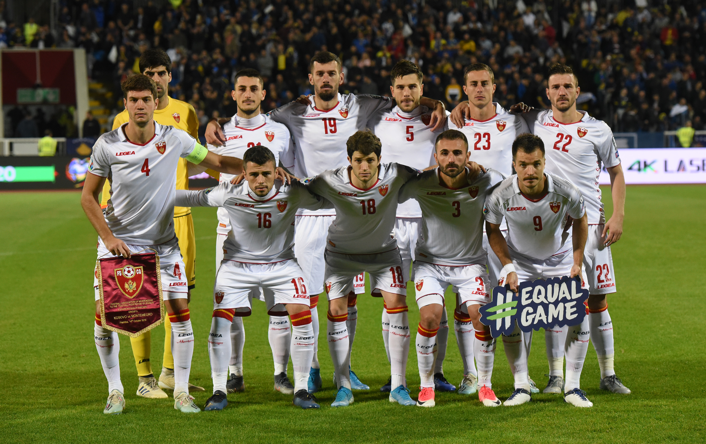 Crnogorski fudbaleri koji su počeli meč sa Kosovom