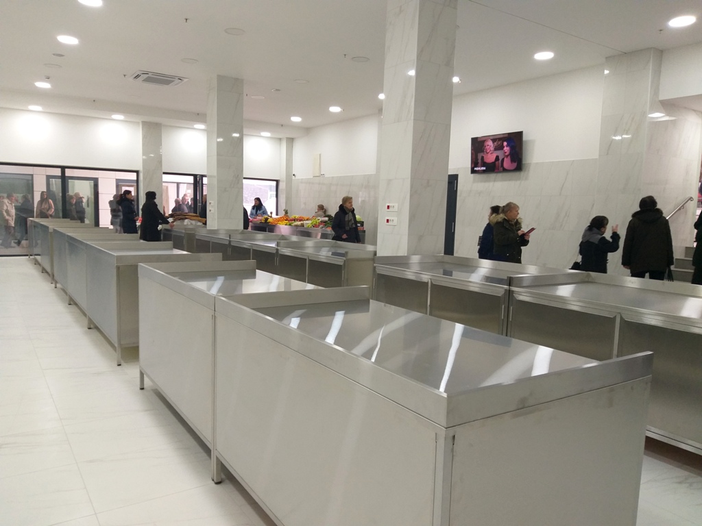 Pijaca u sklopu tržnog centra