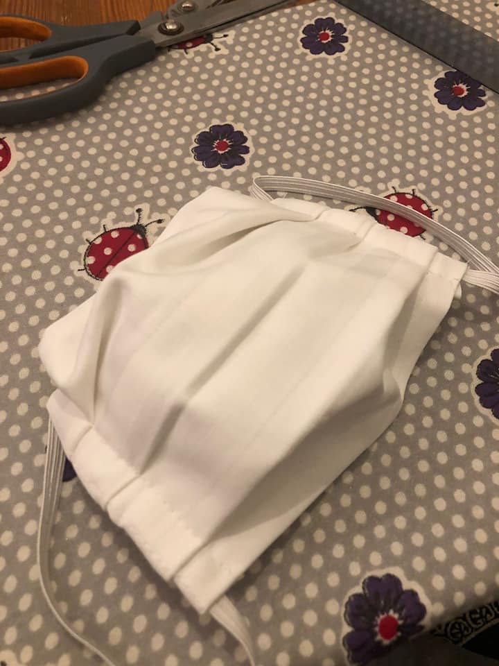 Tivćanke šiju besplatno maske