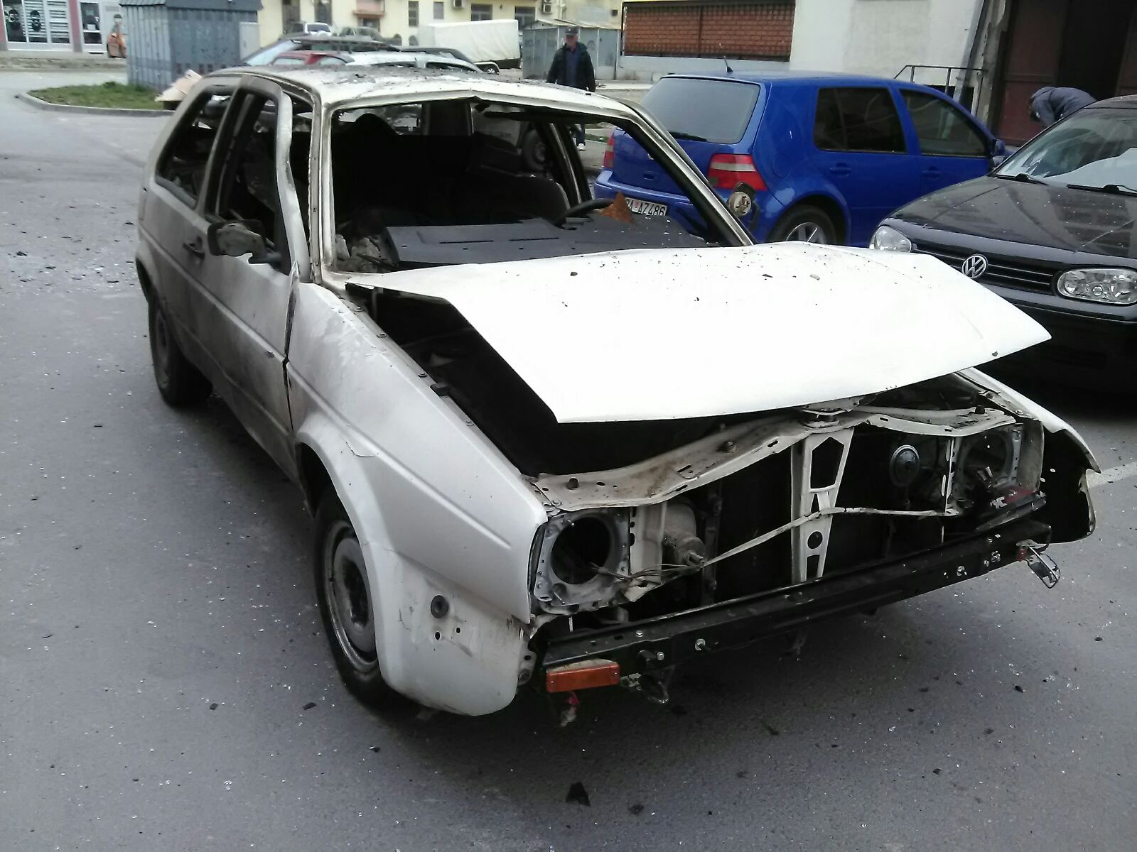 Uništeno vozilo Pešića