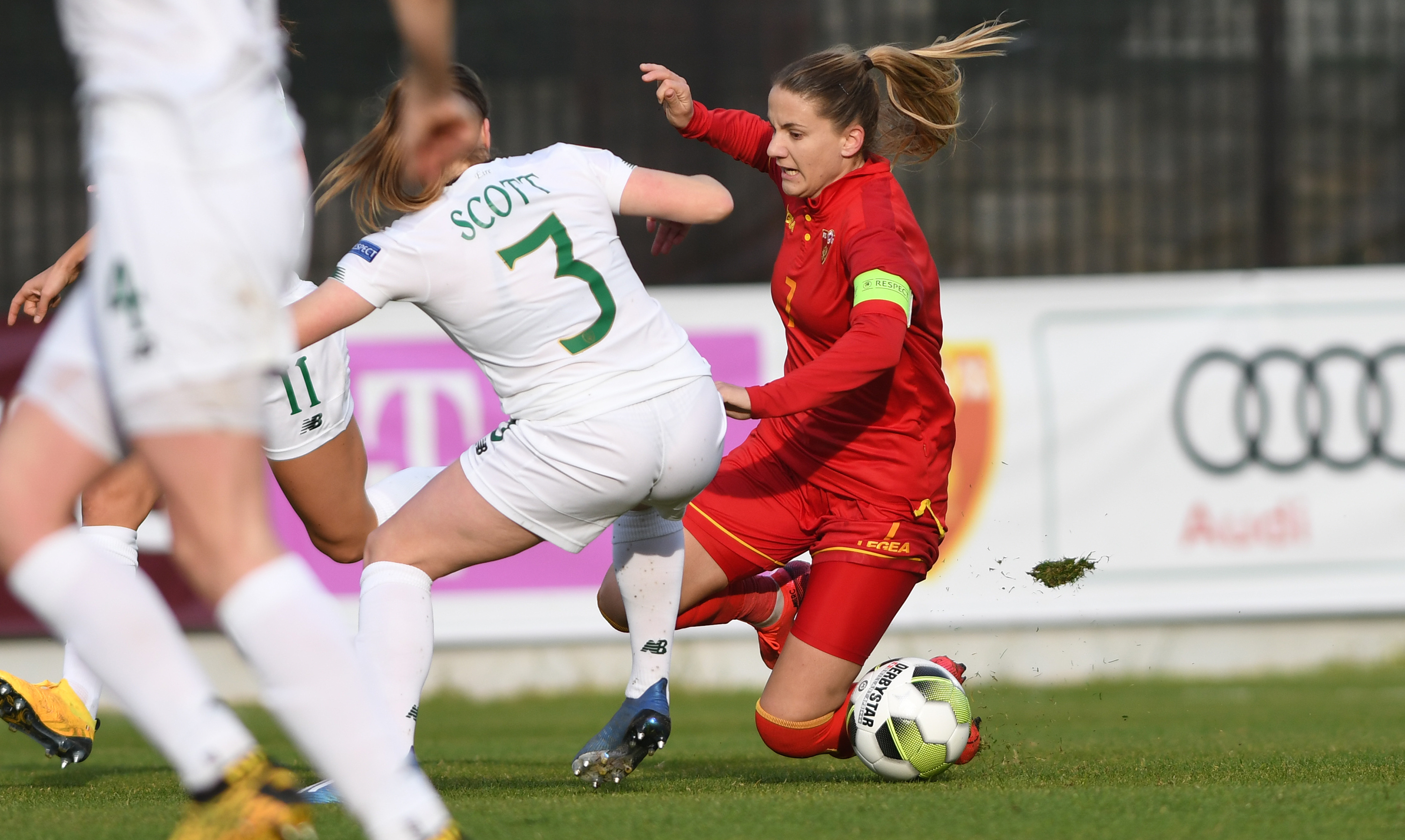 Slađana Bulatović na meču Crna Gora - Irska