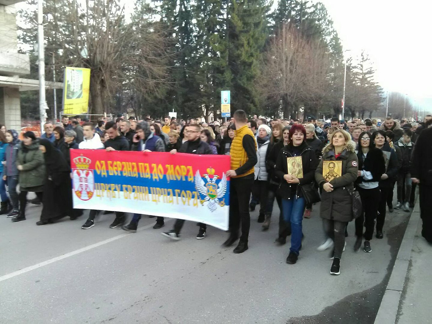 Sa litije u Beranama